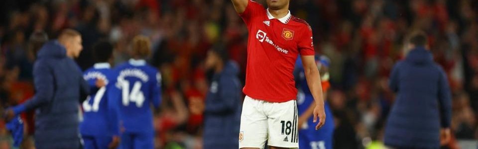 kaiyun sports-祝好！曼联官宣巴西悍腰赛季后离队 低谷中带来2冠居功甚伟