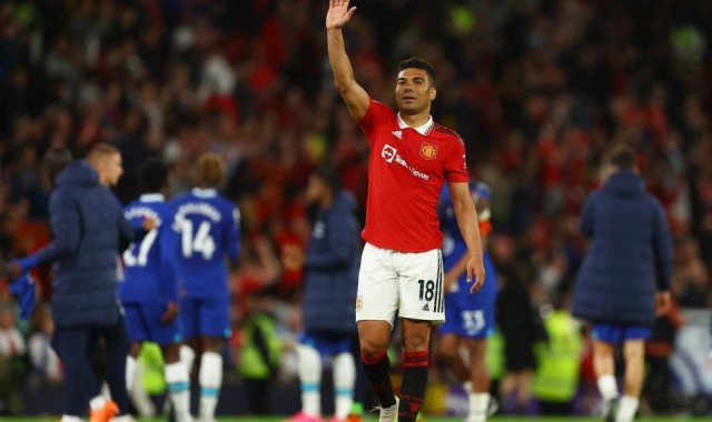 kaiyun sports-祝好！曼联官宣巴西悍腰赛季后离队 低谷中带来2冠居功甚伟